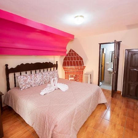Hotel D'Monica Сан-Кристобаль-де-Ла-Касас Экстерьер фото