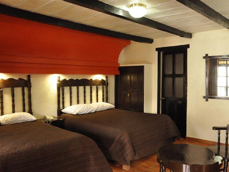 Hotel D'Monica Сан-Кристобаль-де-Ла-Касас Экстерьер фото