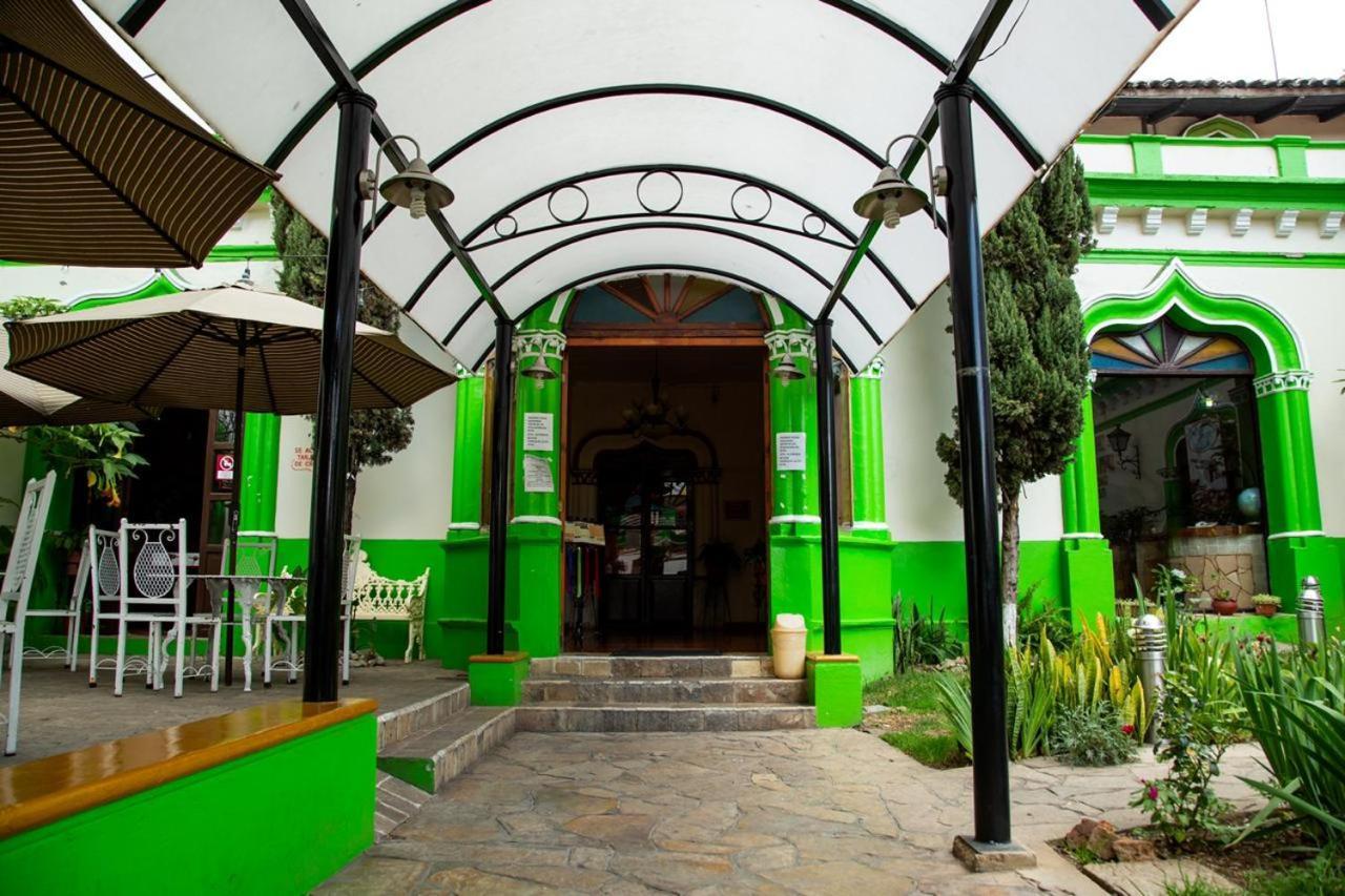Hotel D'Monica Сан-Кристобаль-де-Ла-Касас Экстерьер фото