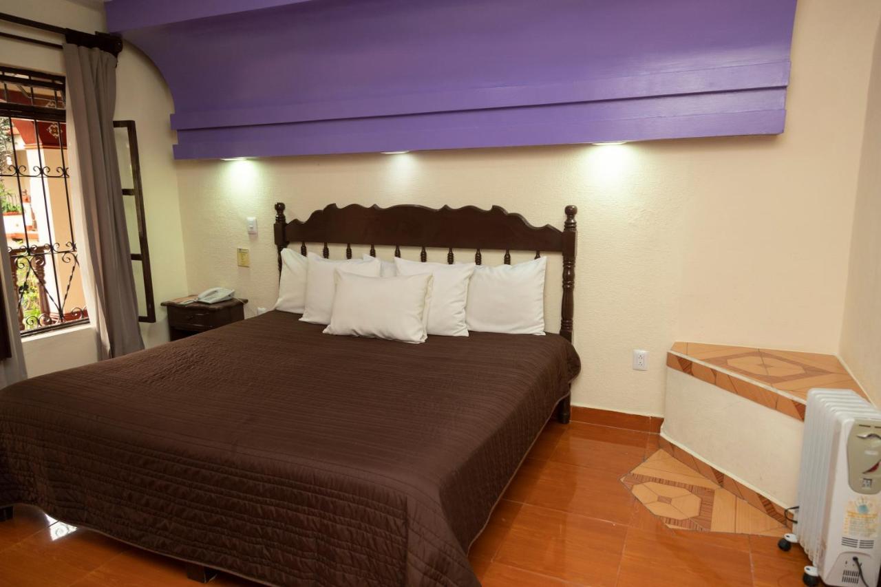 Hotel D'Monica Сан-Кристобаль-де-Ла-Касас Экстерьер фото