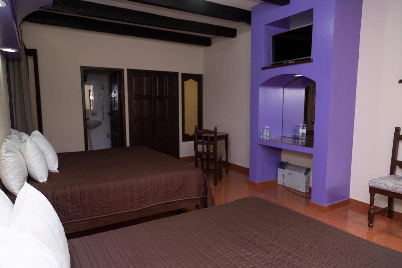 Hotel D'Monica Сан-Кристобаль-де-Ла-Касас Экстерьер фото