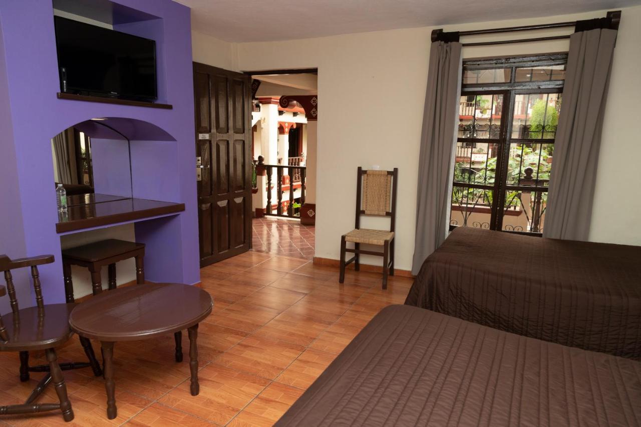 Hotel D'Monica Сан-Кристобаль-де-Ла-Касас Экстерьер фото