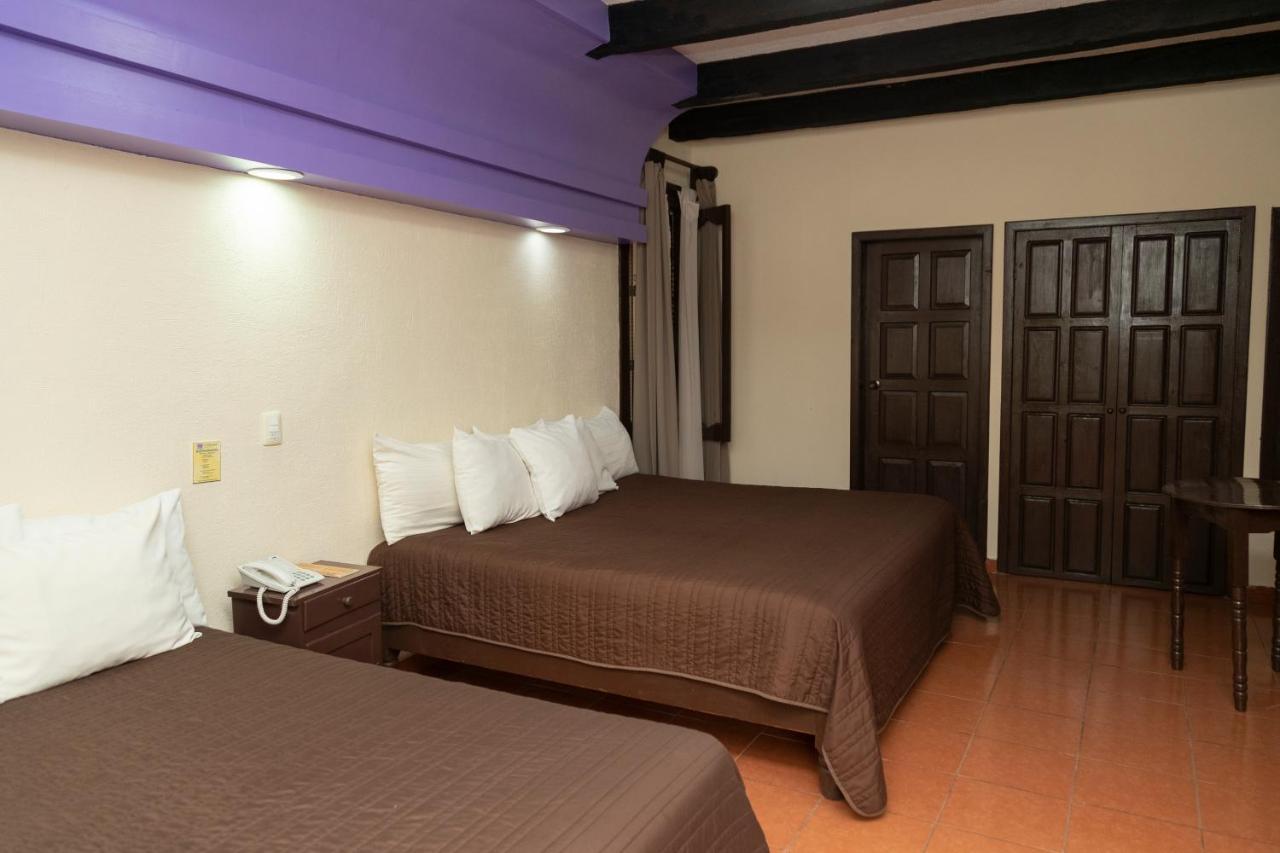 Hotel D'Monica Сан-Кристобаль-де-Ла-Касас Экстерьер фото