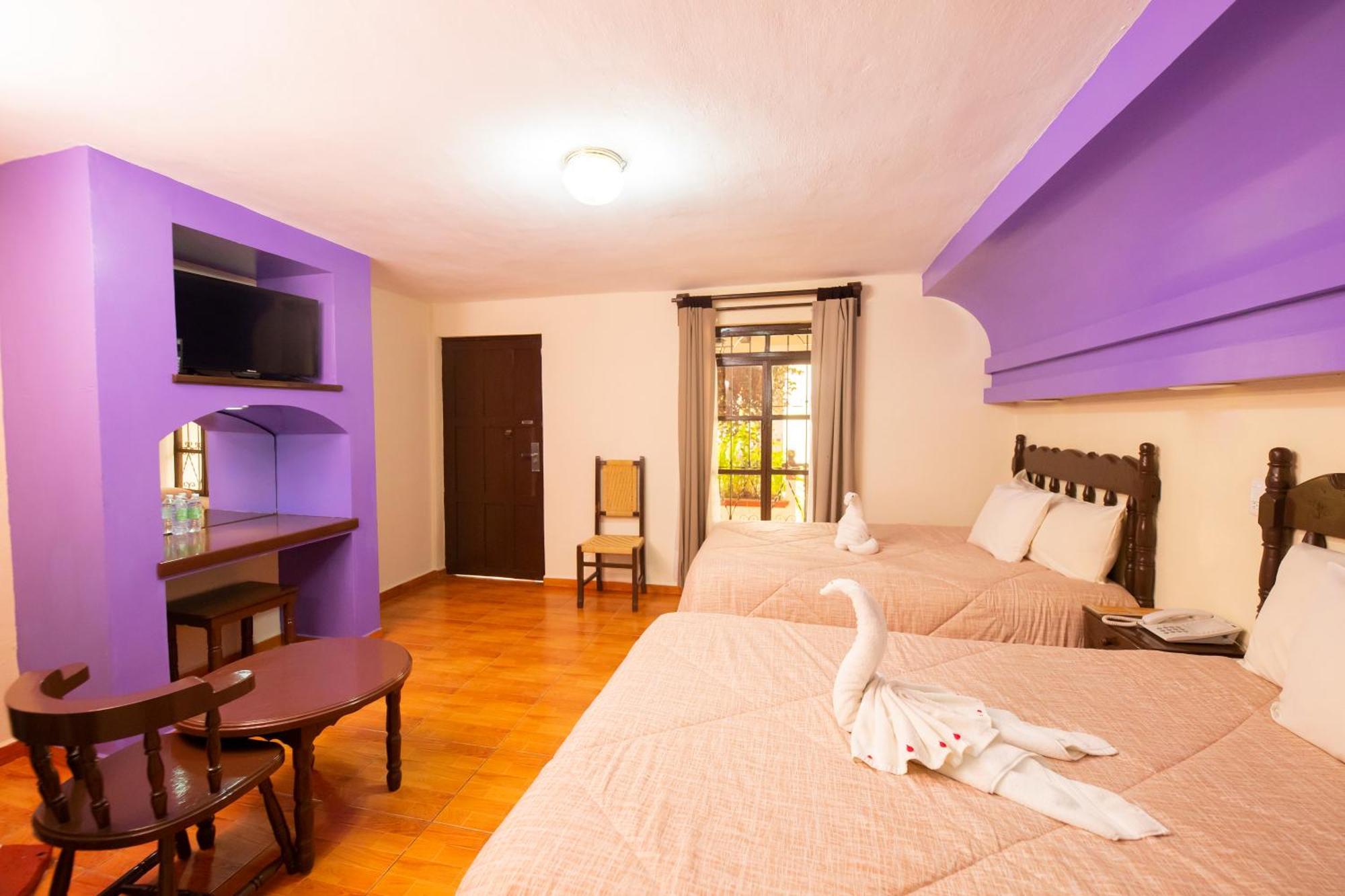 Hotel D'Monica Сан-Кристобаль-де-Ла-Касас Экстерьер фото